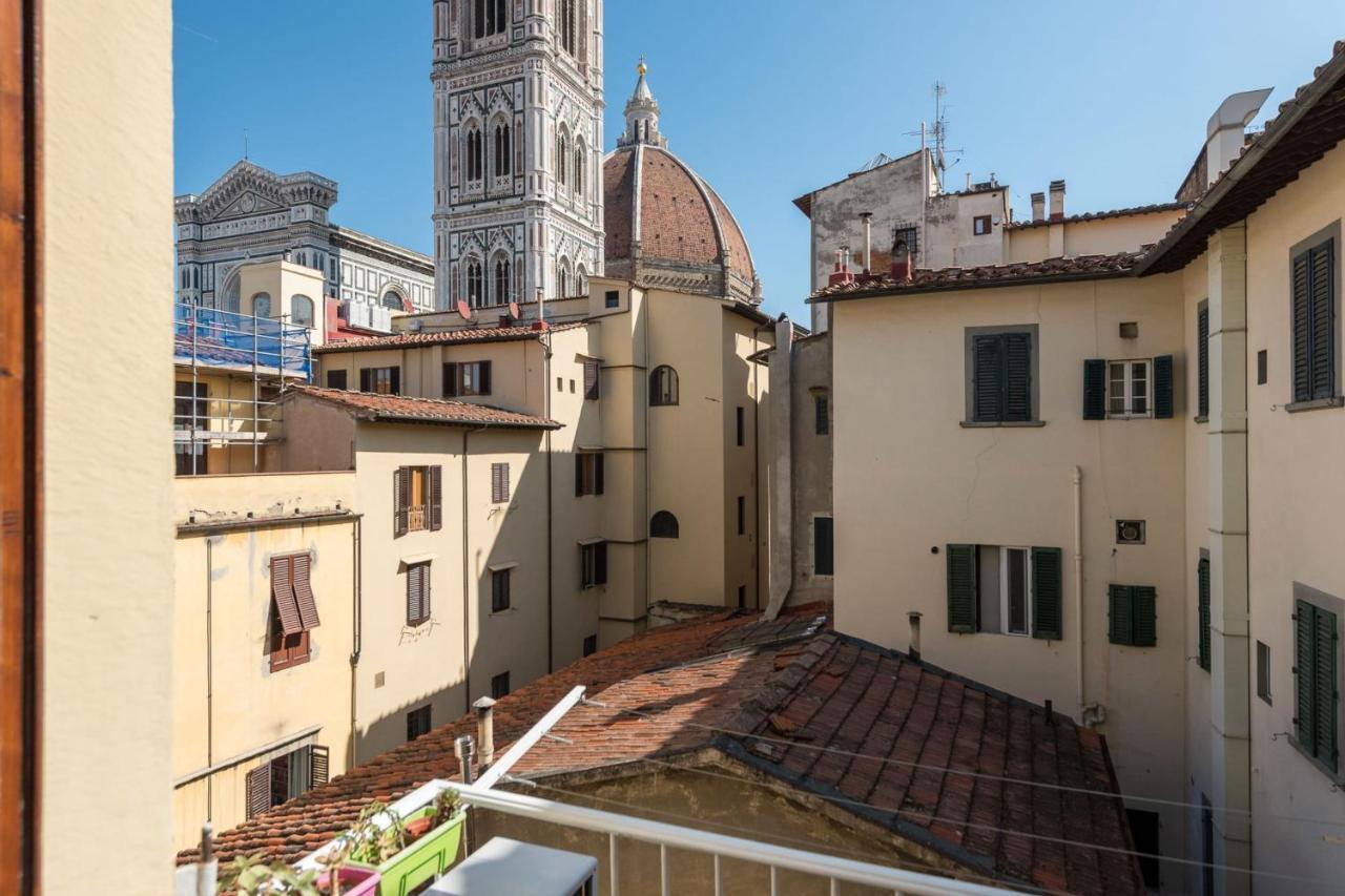 Charming 2Bed Apartment Overlooking Duomo - Hosted By Sweetstay 피렌체 외부 사진