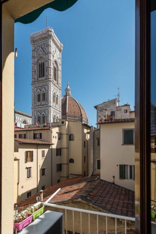 Charming 2Bed Apartment Overlooking Duomo - Hosted By Sweetstay 피렌체 외부 사진