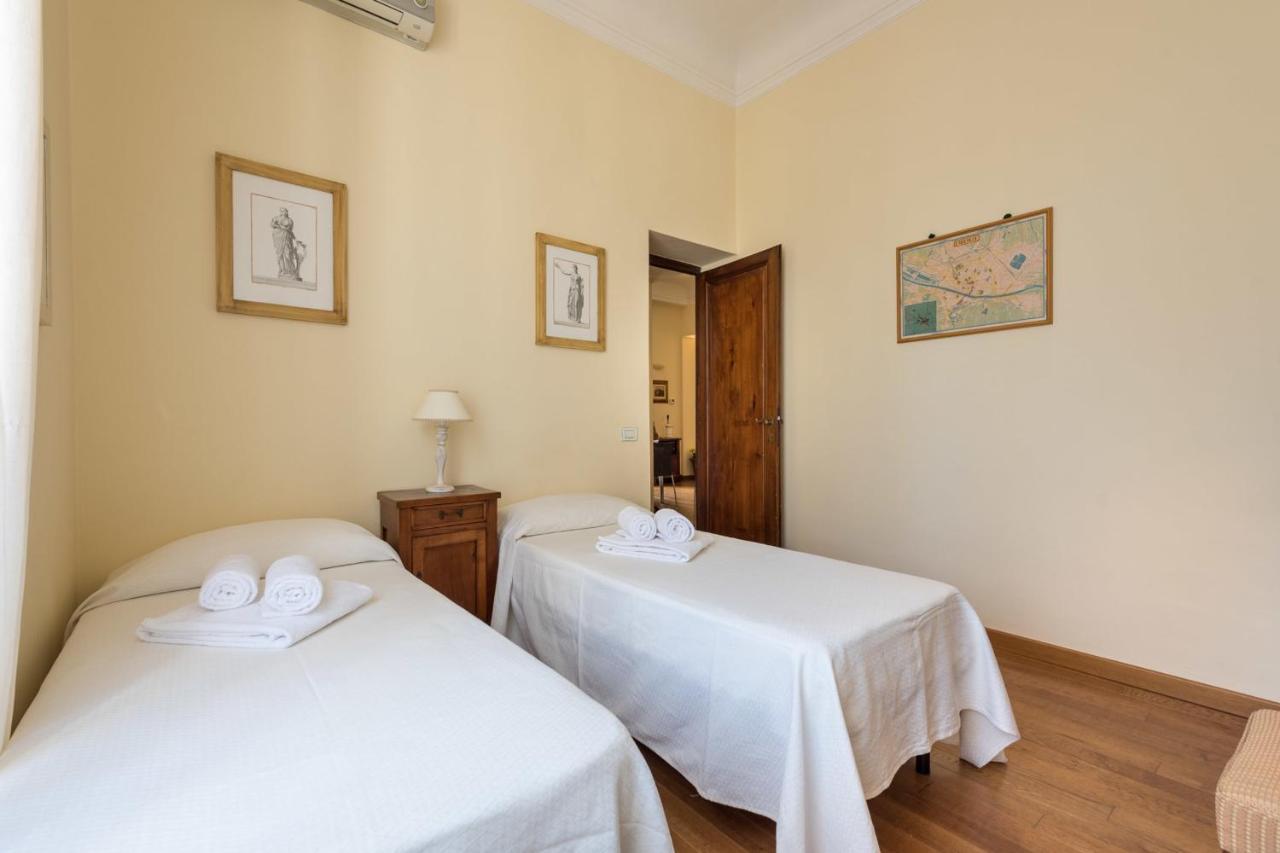 Charming 2Bed Apartment Overlooking Duomo - Hosted By Sweetstay 피렌체 외부 사진
