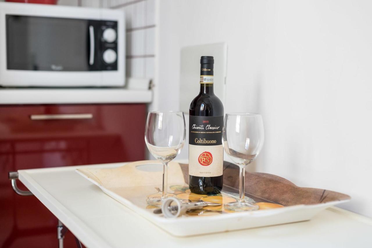 Charming 2Bed Apartment Overlooking Duomo - Hosted By Sweetstay 피렌체 외부 사진